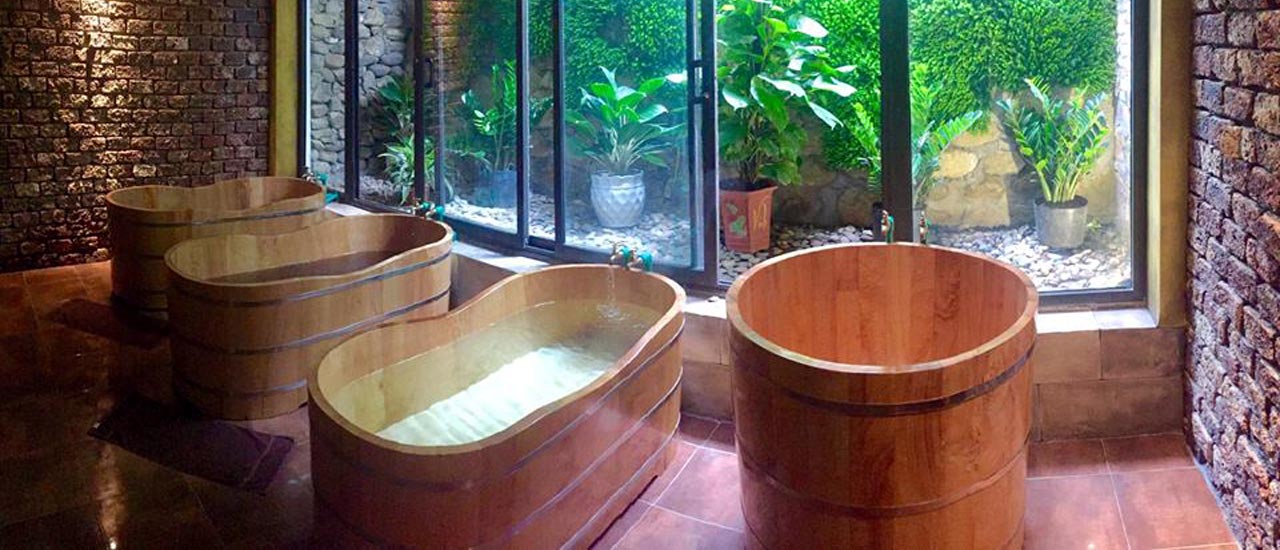 Bồn tắm gỗ bảo vệ sức khỏe